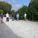 Casa de Férias Domaine De Chante-oiseau - 28 Pers *